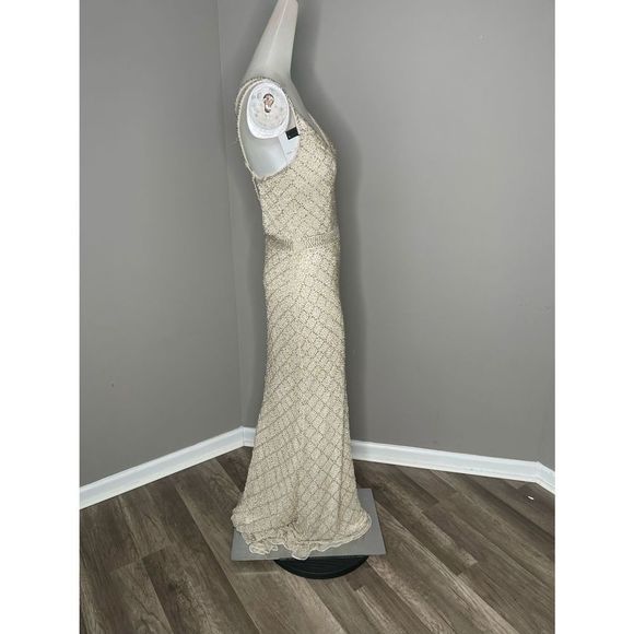 MAC DUGGAL LATTICE PATTERN BEADED GOWN - Picture 6 of 10